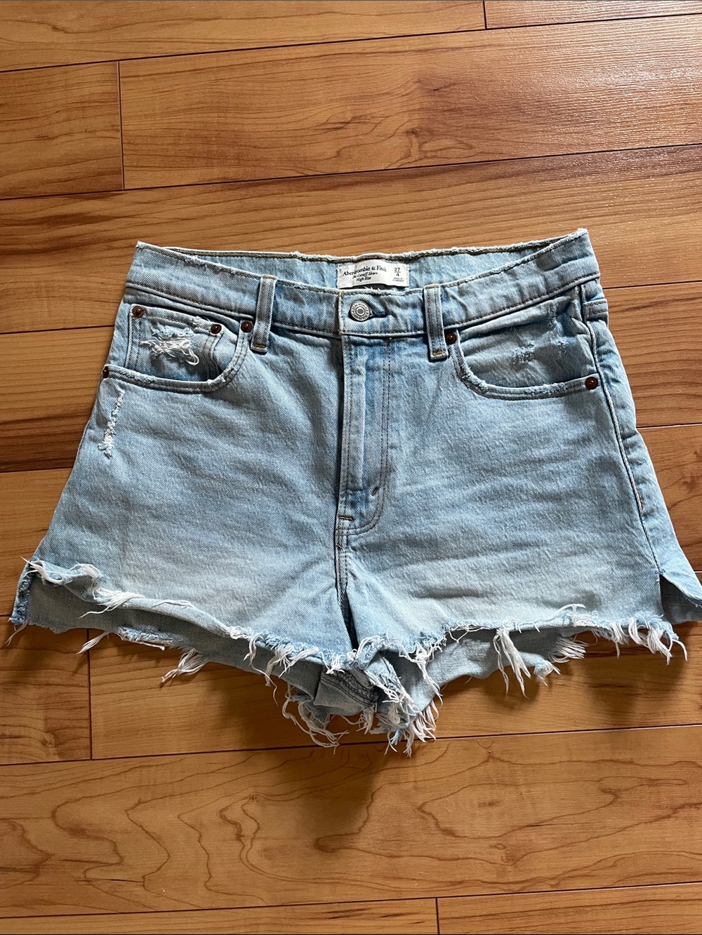 Abercrombie & Fitch Cutoff Shorts